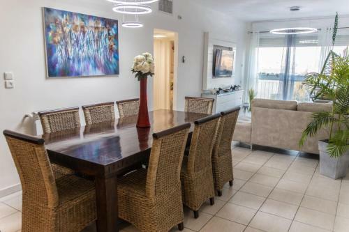 Art Apartment In Mamila - Parking Best Location 1