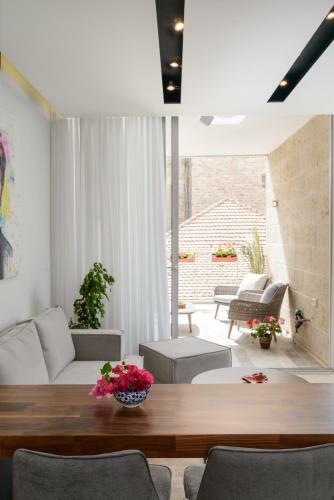 Feelhome - Amazing Apartment Near Mahane Yehuda