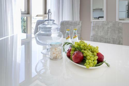 Luxury Three-bedroom/terrace Over Old City View