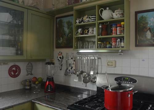 Dorraine's Jerusalem Bed & Breakfast