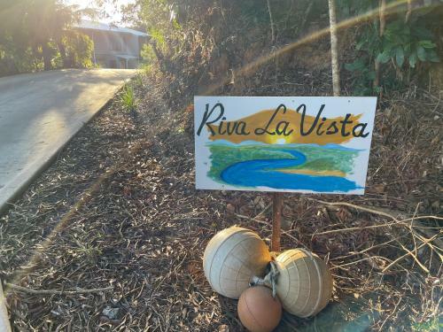 Hostal Riva-la-vista-cooktown