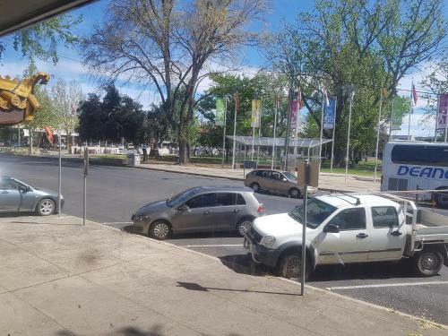 Hotel Imotel Cooma (in Town)