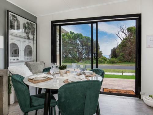 Palmera - Pet Friendly - Directly Opposite The Beach