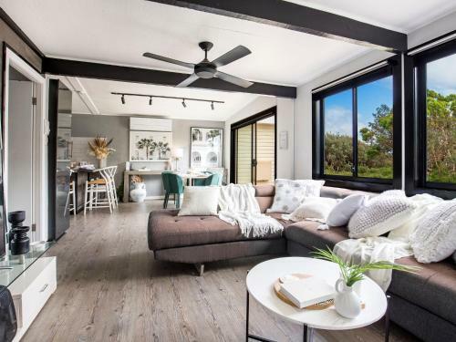 Palmera - Pet Friendly - Directly Opposite The Beach