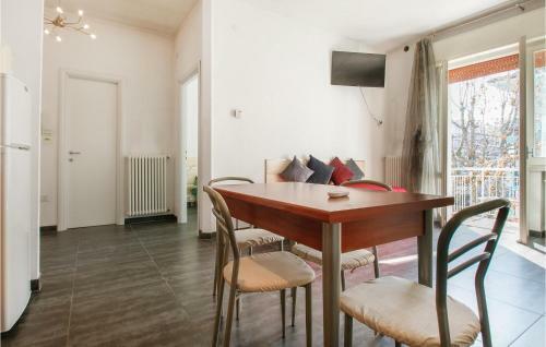Stunning Apartment In Igea Marina With 2 Bedrooms