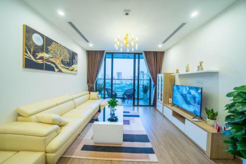 Homefromhome Skylake Serviced Apartment