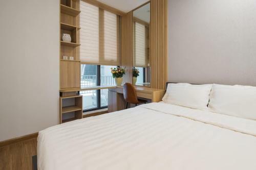 Homefromhome Skylake Serviced Apartment