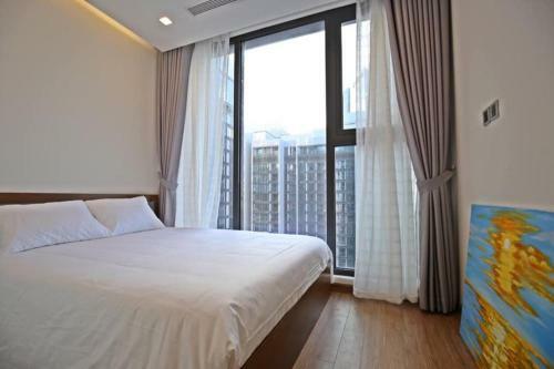 Homefromhome Metropolis Serviced Apartment