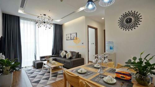 Homefromhome Metropolis Serviced Apartment