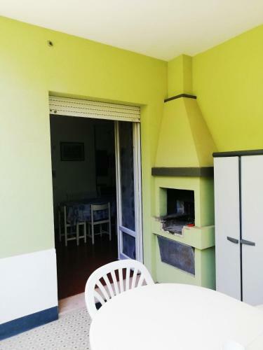 Apartamento Trilocale Con Giardino Al Mare