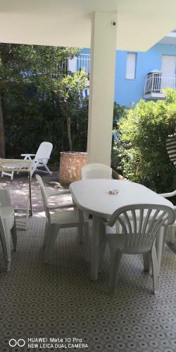 Apartamento Trilocale Con Giardino Al Mare