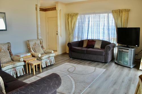 Encounter Bay Villa Marie + Pet-friendly