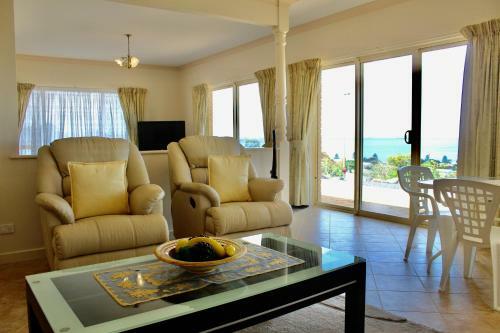 Encounter Bay Villa Marie + Pet-friendly