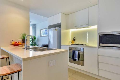 Darwin Waterfront Luxury Apartment