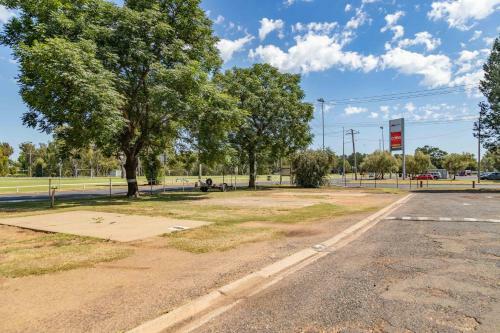 Western Plains Tourist Park - Dubbo