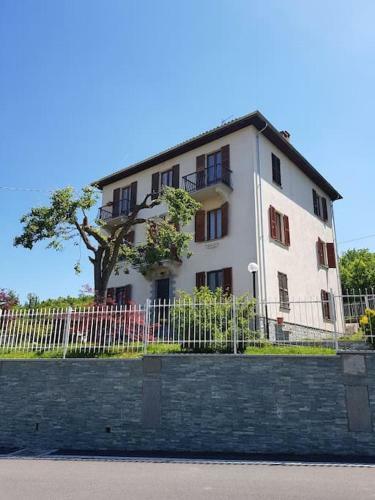 La Casa Al Santuario