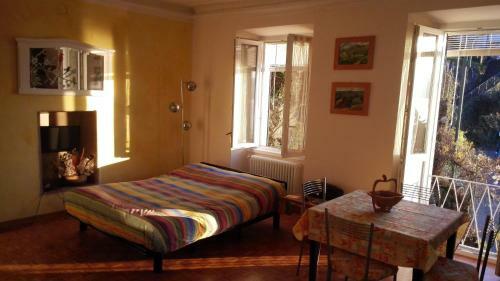 Hostal B&B 104