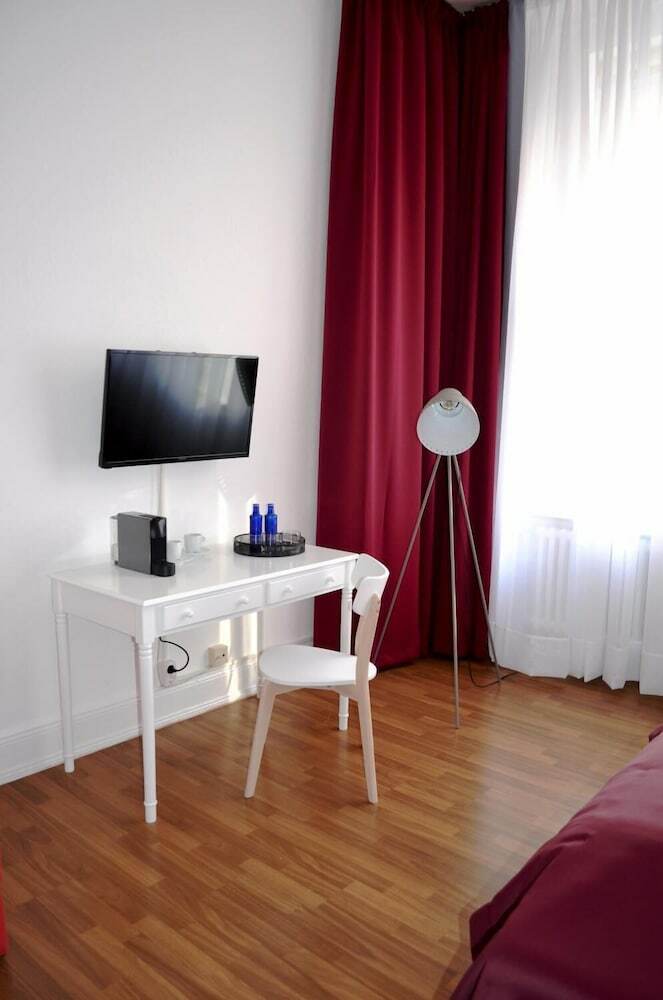 Hostal Garni Hotel Reverey