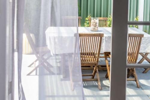 Bangalow Beach House