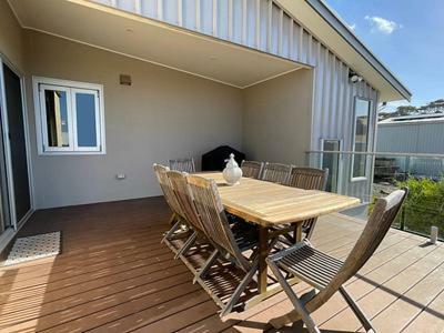 Emu Bay Bliss 'sweeping Ocean Views'