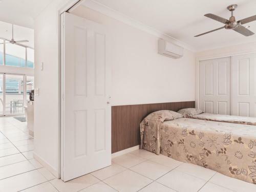 Malibu Apartments 1