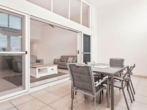 Malibu Apartments 1