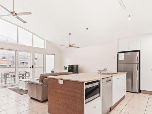 Malibu Apartments 1