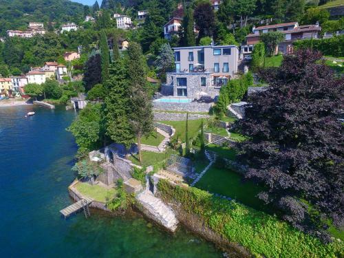 Villa Como Lake