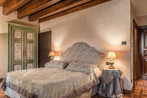 Hostal Bar Vitelli Charming Suites