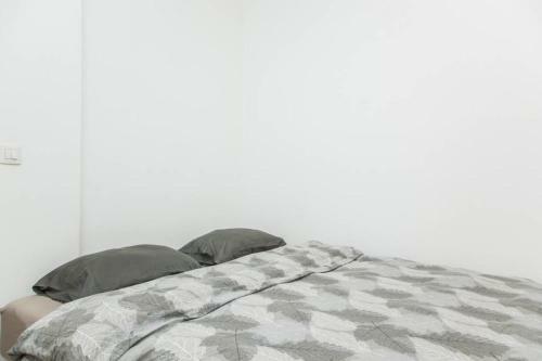 Apartamento Stylish 3br In Sirkin By Holyguest
