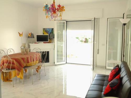 Villa 4 Camere 5 Bagni 2 Passi Dal Mare