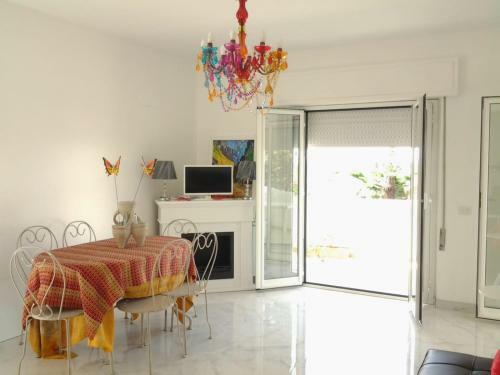 Villa 4 Camere 5 Bagni 2 Passi Dal Mare