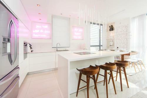 Apartamento 4 Bedroom Rotschild Tower