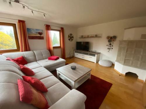 Apartments Oberhollenzer