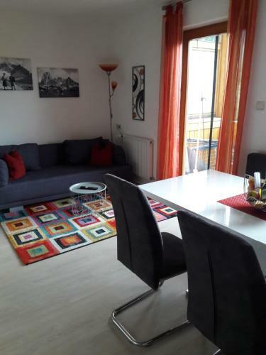 Apartments Oberhollenzer