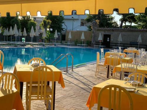 Hotel La Pineta Dei Liberti