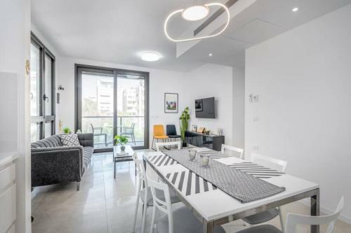 Apartamento Kerem Hateimanim Area-3 Br With Balcony