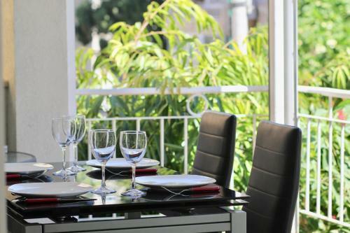 Apartamento Spinoza/ben Gurion Blv/2bdms/2bath/balcony/great