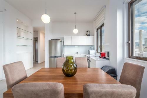 Apartamento Modern & Bright 3 Bdr Close To The Beach