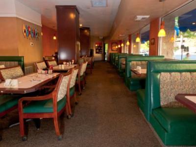 Hotel Shilo Inn Suites