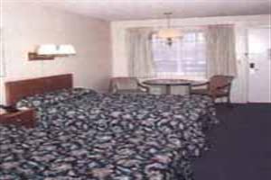 Hotel Ramada Inn Foothills