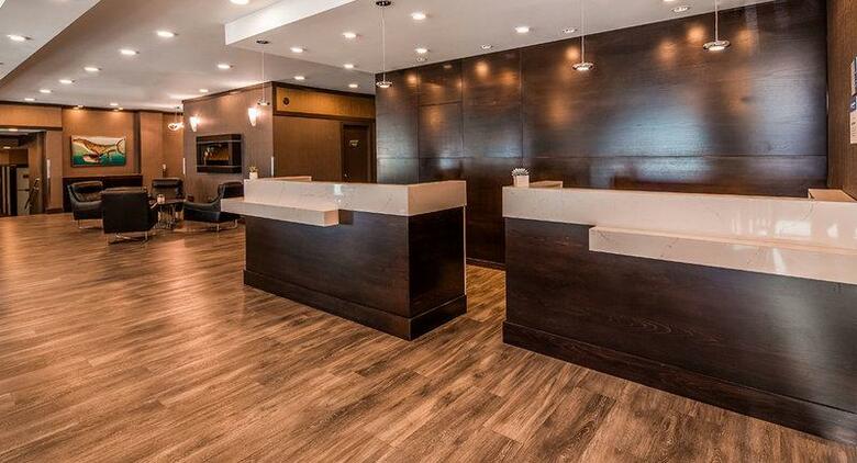 Best Western Plus Carlton Plaza Hotel