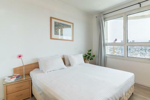 Apartamento Beachfront Property With Balcony And Pool Access