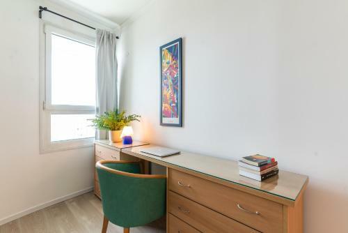 Apartamento Beachfront Property With Balcony And Pool Access