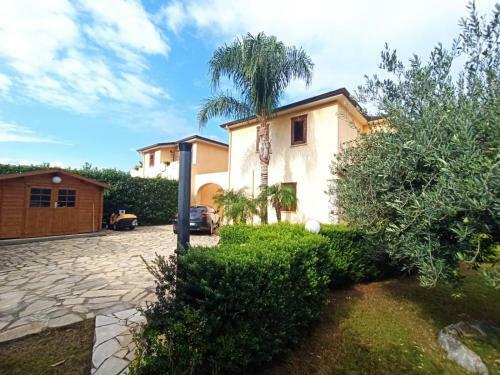 Villa Al Mareluna Village