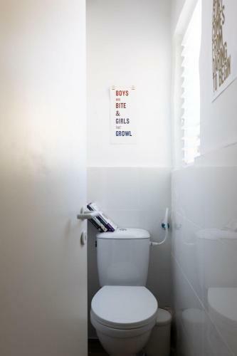 Artistic Downtown Vibe Apartment In Tel Aviv Florentin