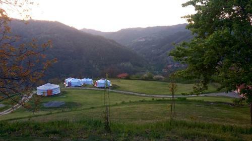 Agroturismo Yurte In Langa