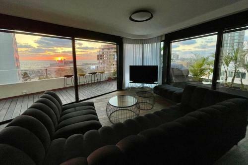 Apartamento Hayarkon Beach House! Duplex Penthouse