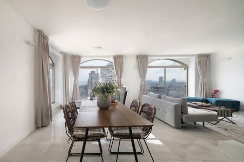 Apartamento Luxury Sea View 2br + Balcony & Pool - Berrystays