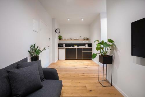 The Square - By Beach Apartments Tlv